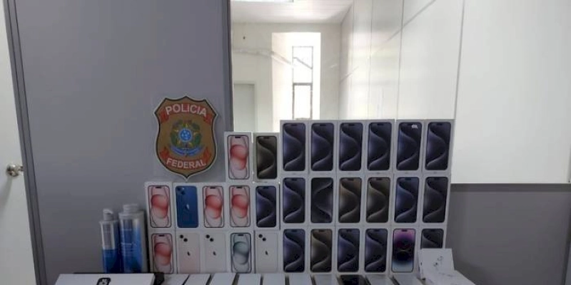PF prende mulher com cerca de R$ 500 mil em aparelhos eletrônicos sem nota fiscal