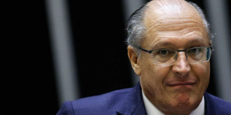 Alckmin e Serra são réus em ação civil por suposta pedalada fiscal