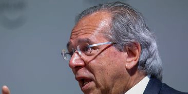 Guedes defende nova modalidade de contratação trabalhista