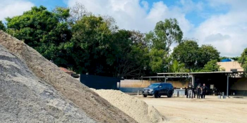 Polícia Federal combate extração ilegal de areia, no estado da Paraíba