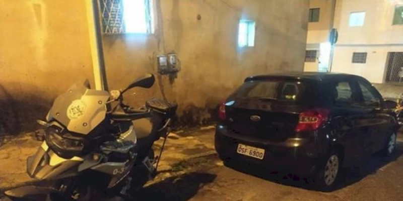 Policiais Militares recuperam carro com restrição de roubo no interior da Paraíba