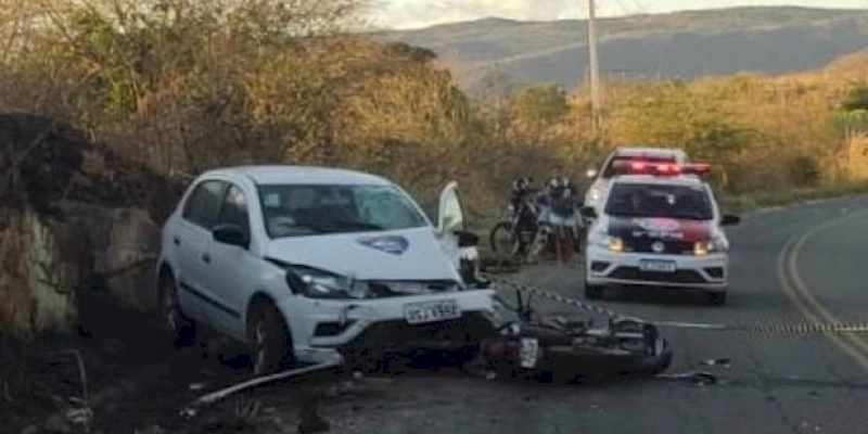 Forte colisão entre veículos tira a vida de motociclista na PB-400, neste sábado