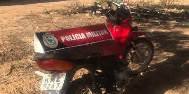 Moto com restrição de roubo/furto é apreendida pela Força Tática
