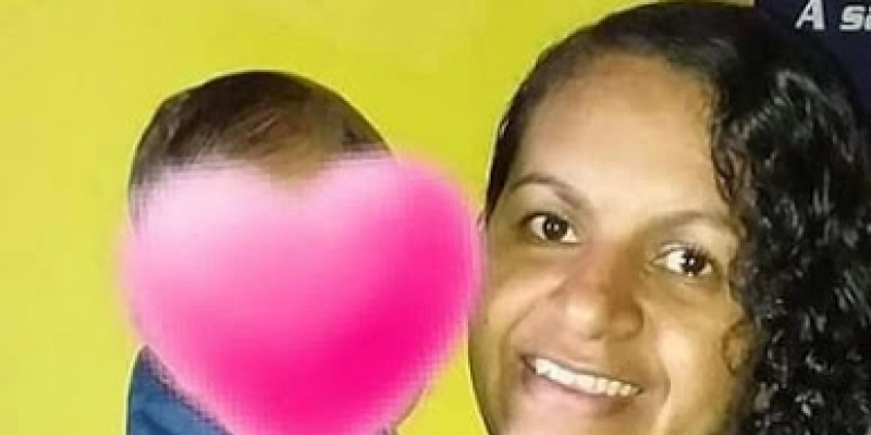 Mulher morre após sofrer forte descarga elétrica em caixa de som