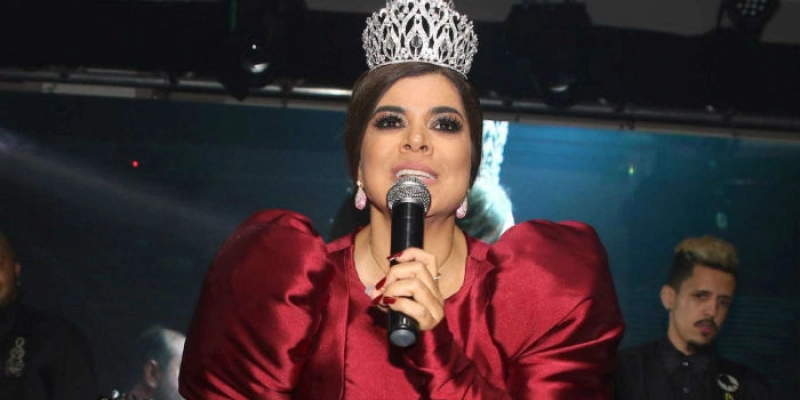 Mara Maravilha faz redução dos seios: "Quero iguais aos da Marquezine"; Veja