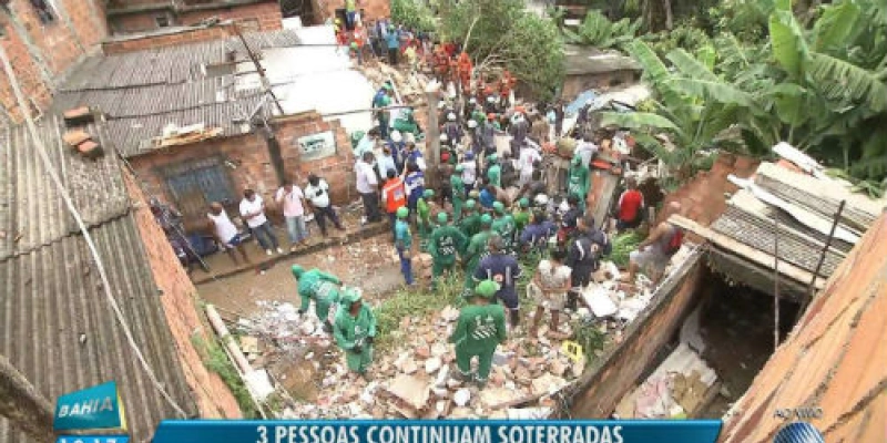 Desabamento de prédio em Salvador mata criança e fere dois adultos