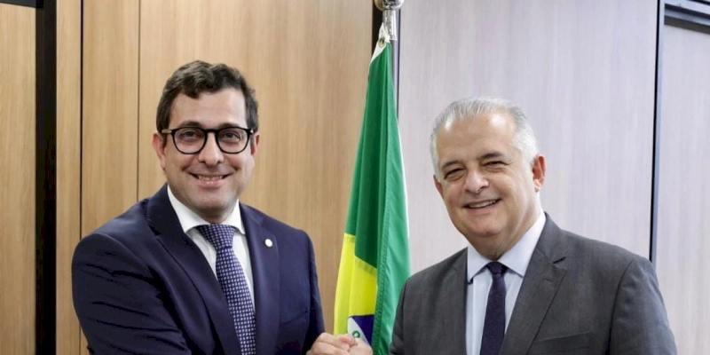 Gervásio defende implantação de voos do Nordeste para África e Europa 