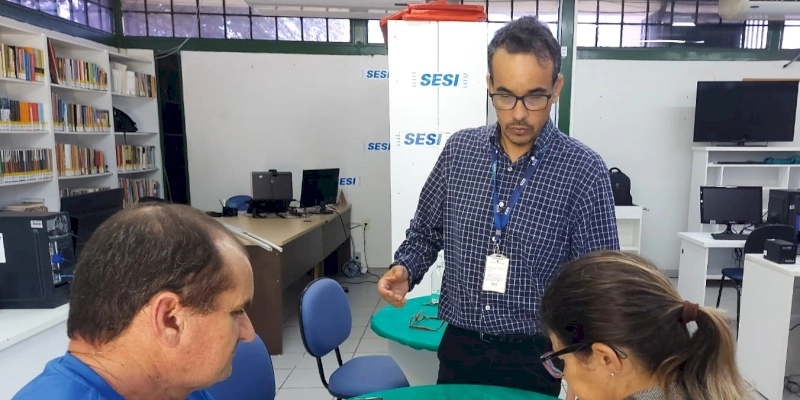 Artesã conclui os estudos através do EJA do SESI e se prepara para ingressar no curso de pedagogia
