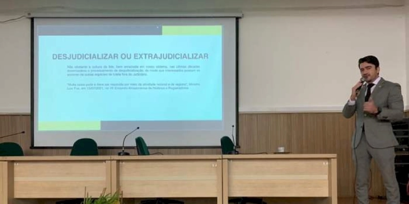 Junto ao sistema notarial e registral, corretores são essenciais ao mercado imobiliário