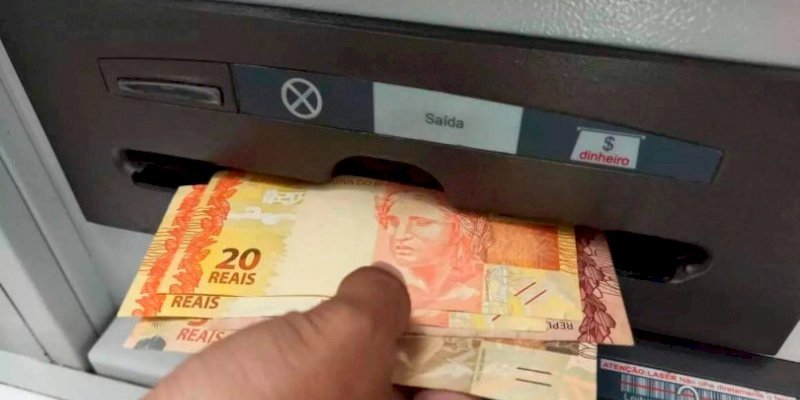 Caixa paga Auxílio Brasil a cadastrados com NIS final 0