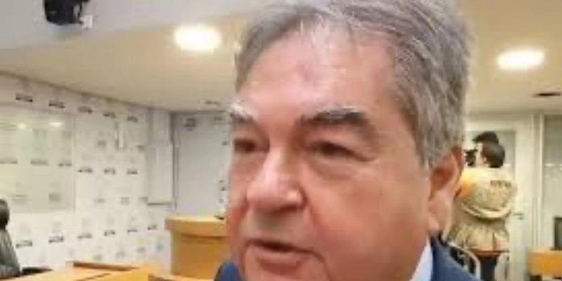 “Quem merece o voto de Sousa?”: Lindolfo Pires instiga debate sobre escolhas em 2026