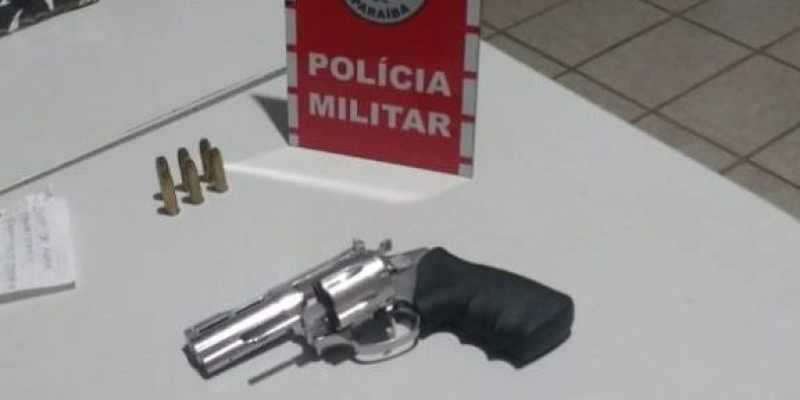 Homem armado é preso durante ação Policial em Catolé do Rocha