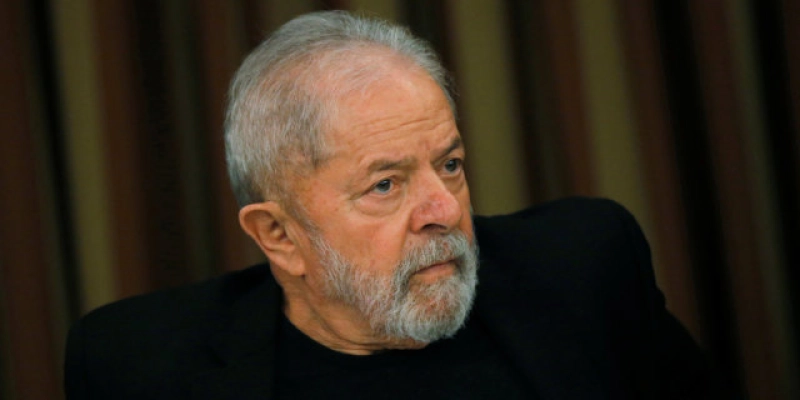 TRF4 mantém condenação de Lula no caso do sítio em Atibaia
