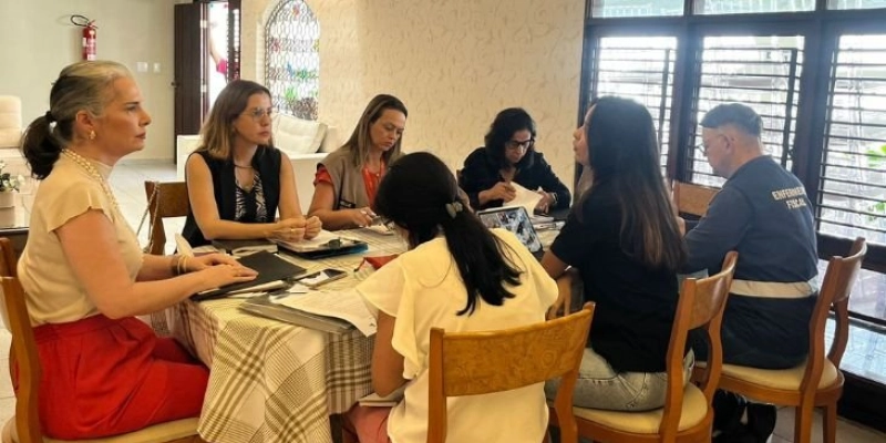 Comitê interinstitucional fiscaliza três instituições de idosos, em João Pessoa