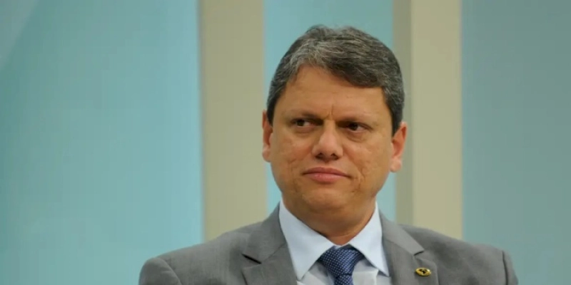 Tarcísio de Freitas é denunciado à ONU por operações letais em São Paulo