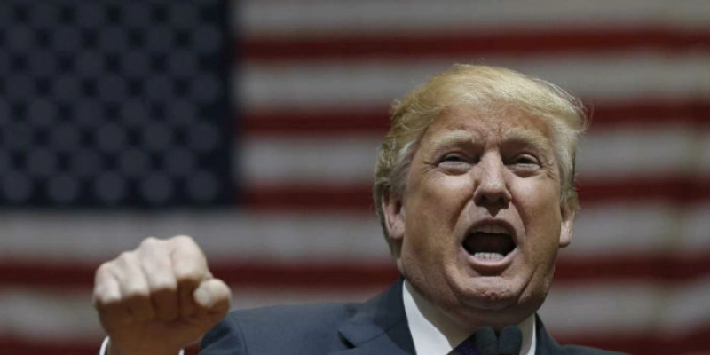 Donald Trump anuncia expulsão de 60 russos dos EUA