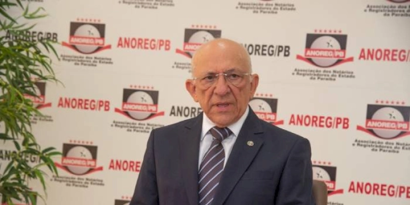 Germano Toscano de Brito e Anoreg-PB recebem Votos de Aplausos da OAB-PB