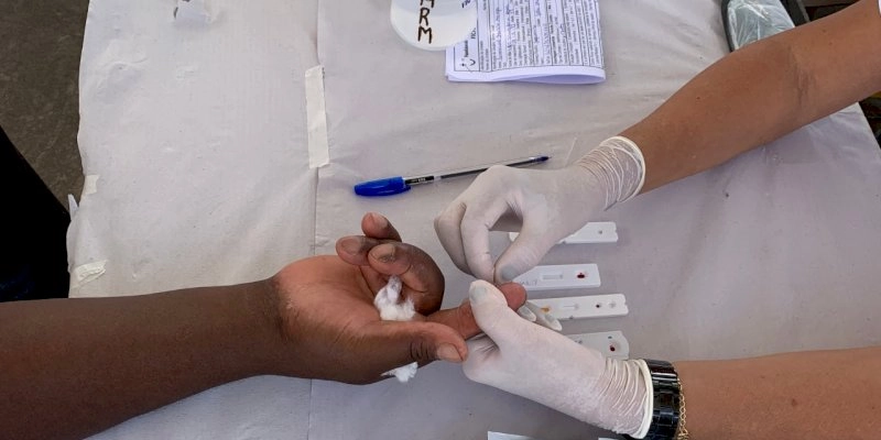 Saúde inicia campanha testagem e diálogo sobre prevenção ao HIV/Aids