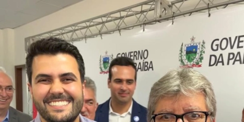Wilson Filho comemora anúncio do pagamento da desoneração do extra das Forças de Segurança da Paraíba e adicional de inatividade aos coronéis da PM
