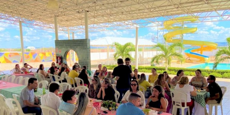 Gilbertão participa de confraternização dos Diretores do Hospital Regional de Sousa 
