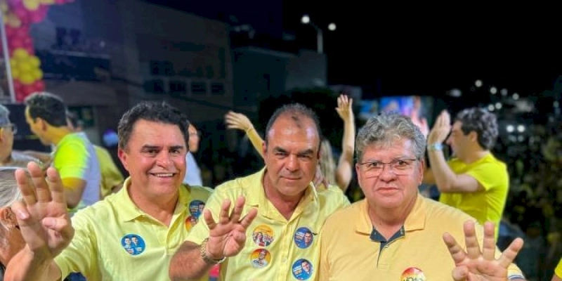 Wilson Santiago cumpre agenda no Cariri e avança na região ao receber apoio do vice-prefeito de Monteiro