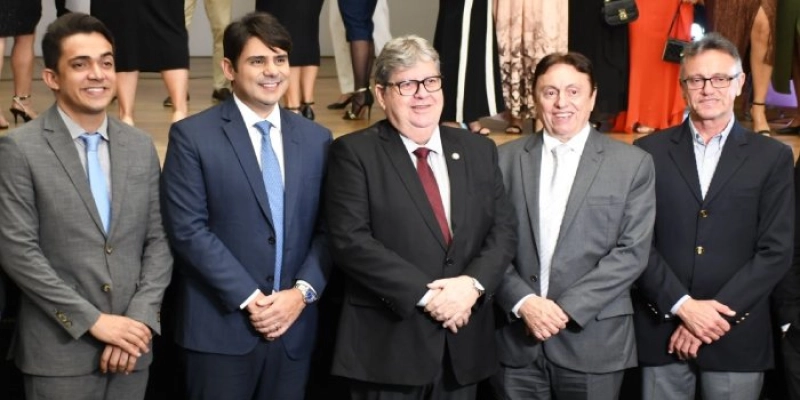 João Azevêdo prestigia premiação do Band Cidades Excelentes e destaca importância da iniciativa na gestão dos municípios