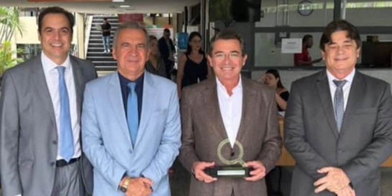 Presidente da FIEPB participa de solenidade no BNB que homenageou o vice-presidente do TCU, Vital do Rêgo