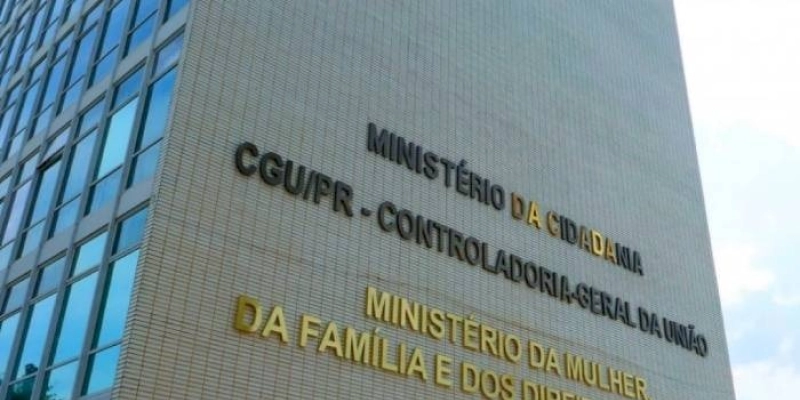 130 municípios são aprovados para adesão aos projetos Família na Escola, Reconecte e Famílias Fortes