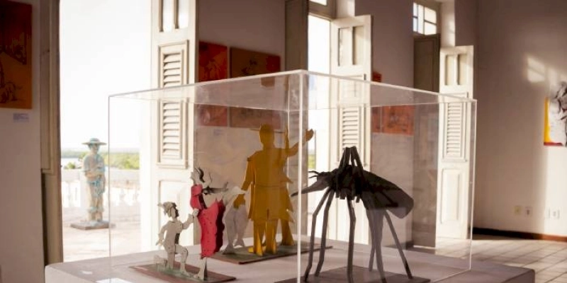 Exposição Multiplicidade Poética mostra estilos de três artistas visuais