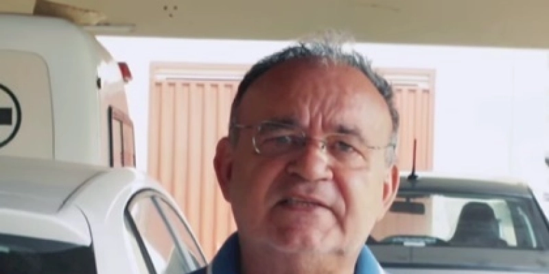 Prefeito de Coremas, Irani Alexandrino, realiza entrega de dois carros 0 km, para benefício da sociedade local 