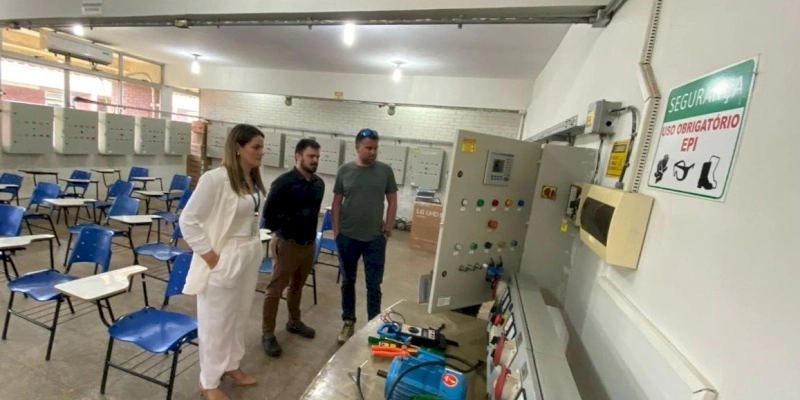 SENAI da PB recebe a visita do vice-reitor da Universidade da República Tcheca