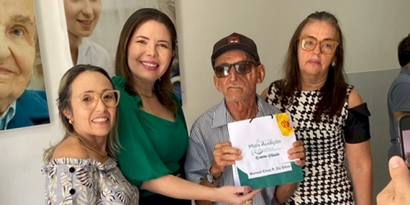 Prefeitura de Sousa é destaque por todos meses entregar aparelhos auditivos aos pacientes da Otoclínica Municipal