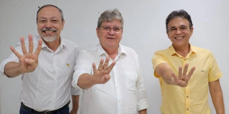 Prefeitos de Santa Luzia e Esperança reafirmam apoio a João, e oposição de Cachoeira dos Índios promove adesão