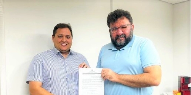 Câmara de Vereadores aprova Medalha Governador Antônio Mariz para Claudio Furtado ex-secretário de Educação da Paraíba