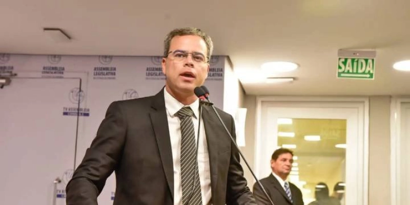 Wilson Filho assume secretaria de Educação da Paraíba com apoio moderado da Oposição