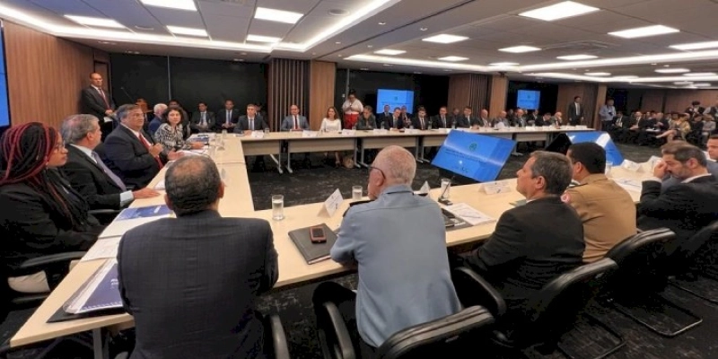 Secretário de Segurança destaca ações contra homicídios na Paraíba durante encontro com ministro Flávio Dino, em Brasília