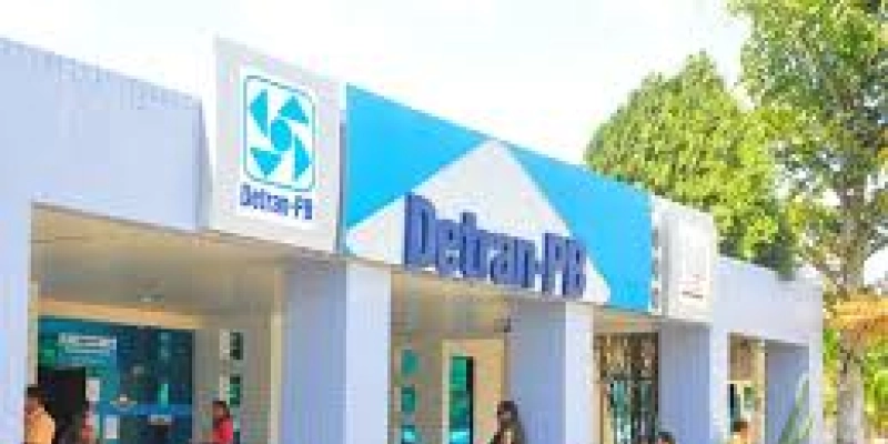 Detran-PB apresenta projeto Motociclista Legal a oficiais do Grupamento de Engenharia