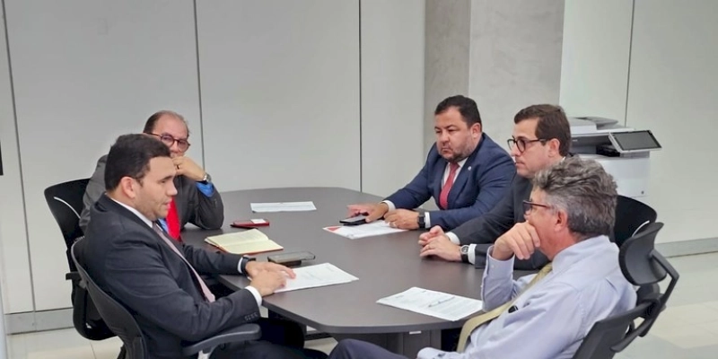 Secretário de Saúde da Paraíba apresenta Coração Paraibano e busca habilitações para o estado no Ministério da Saúde