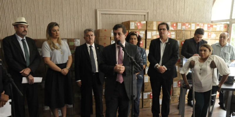 Assembleia e TCE assinam convênio para veiculação de programas na TV Assembleia