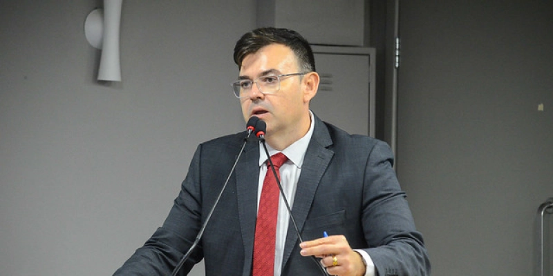 "Lei da maldade" foi  o tema de Raniery Paulino em pronunciamento na ALPB