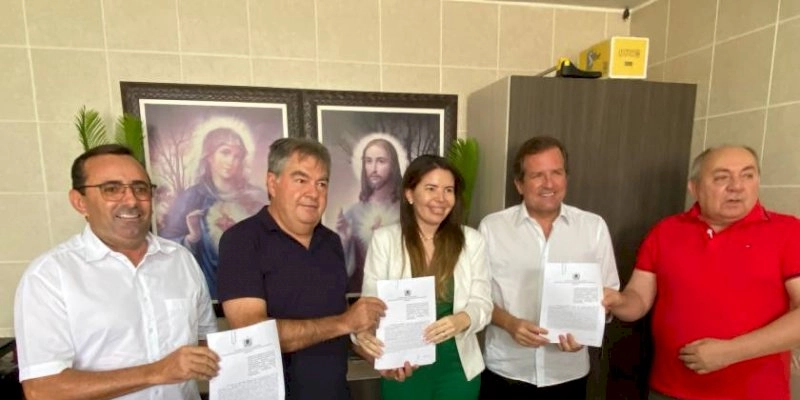 Lindolfo destina R$ 450 mil de emenda impositiva para compras de equipamentos para a saúde em Sousa; Vídeo 