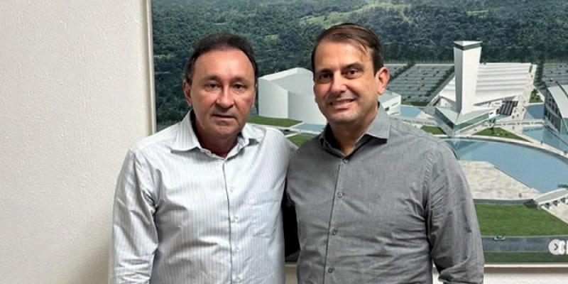 Projeto da ponte sobre o Rio Piranhas está pronto para licitação, diz prefeito Bal Lins após reunião com Deusdete Queiroga