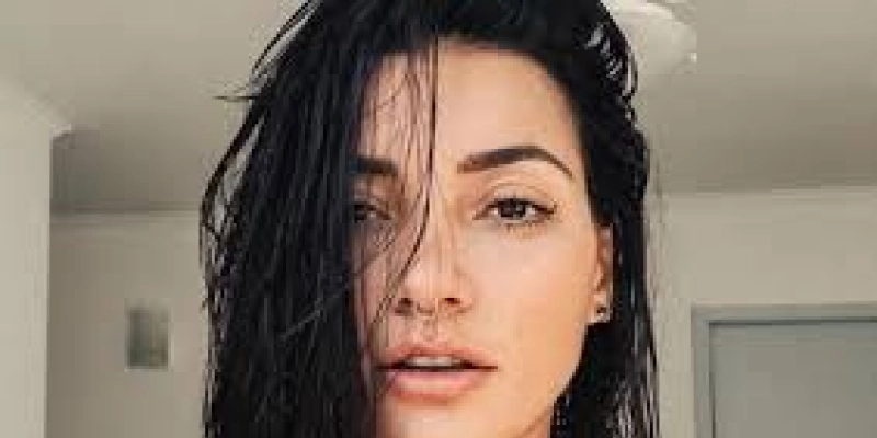 Gabi Prado detona humorista que teria feito ‘macumba’ contra ela