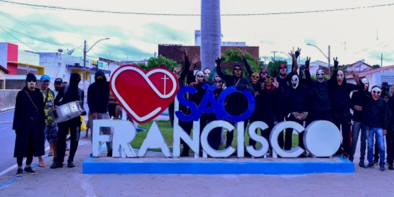 Turma de Preto continua com tradição no município de São Francisco; confira a programação dos Caboclos