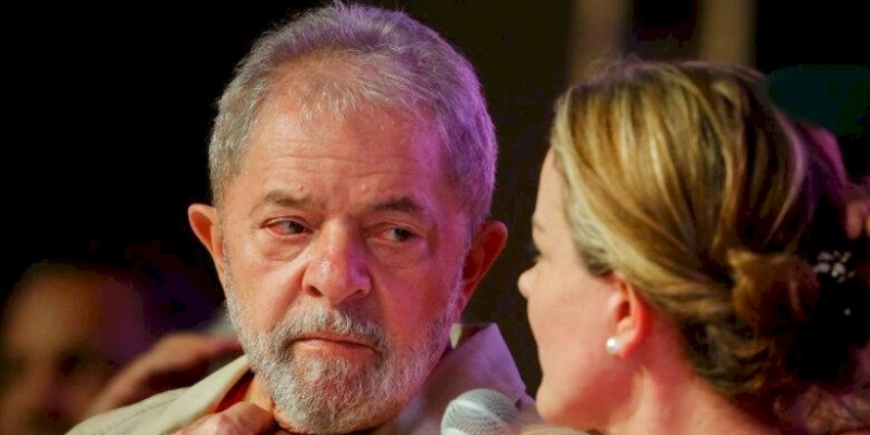 PT exige prisão de Bolsonaro: “Chegou a hora de enfrentar as consequências”