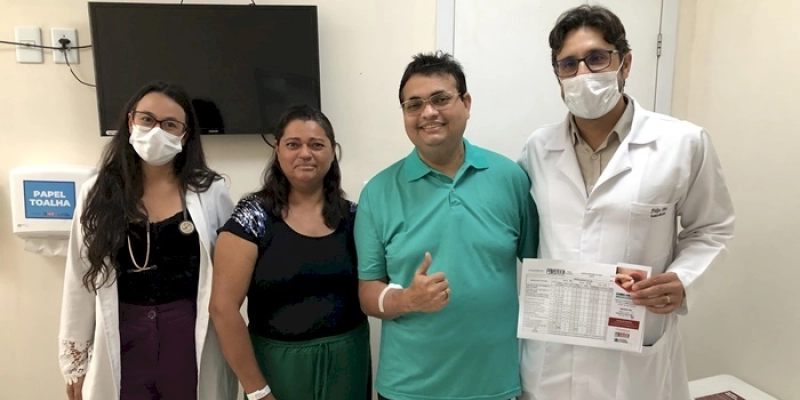 Primeiro paciente de 2024 que fez transplante cardíaco no Hospital Metropolitano recebe alta hospitalar