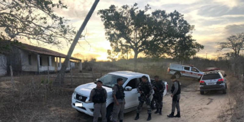 Operação Cidade Segura: Polícia prende suspeitos com armas fogo e recupera veículo roubado no Brejo