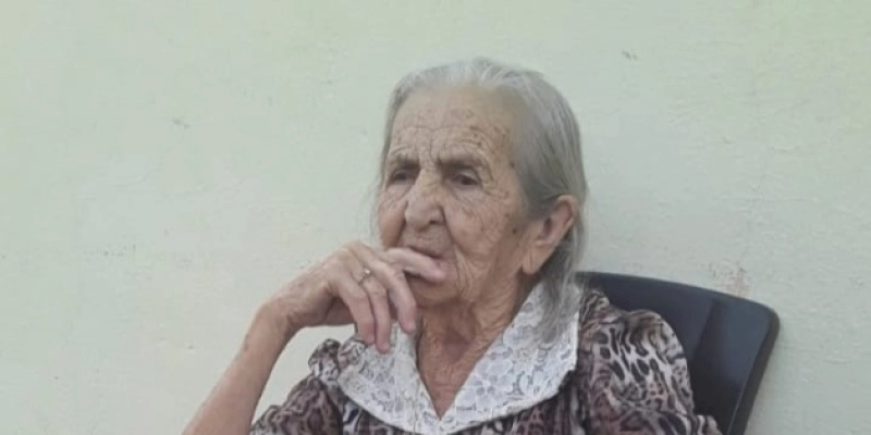 Emoção na missa trigésimo dia D. Maria de Albuíno, mãe do vereador batistense Bastim de Albuíno
