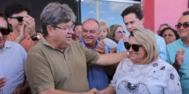 Governador lamenta morte da prefeita de Coremas