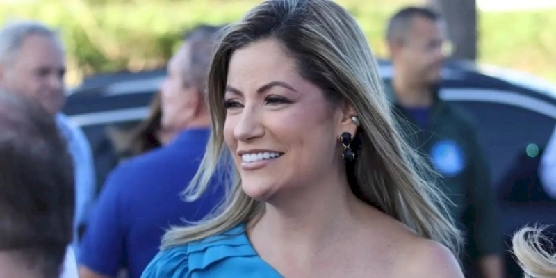Danielle do Vale diz que a Paraíba está preparada para o novo modelo na Educação com a posse de Roberto Araújo; vídeo 